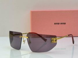 Picture of MiuMiu Sunglasses _SKUfw55559043fw